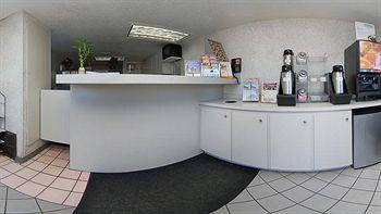 Americana Inn & Suites Lake Magdalene Luaran gambar
